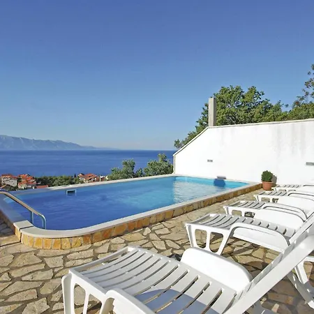 Stunning In With Kitchen Appartement Podaca